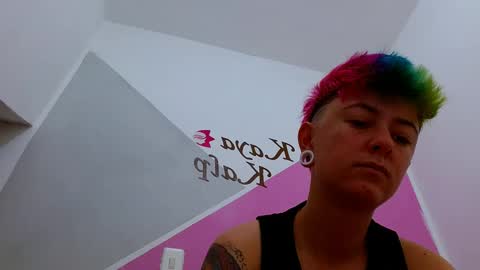 Blue online show from 10/03/25, 02:14