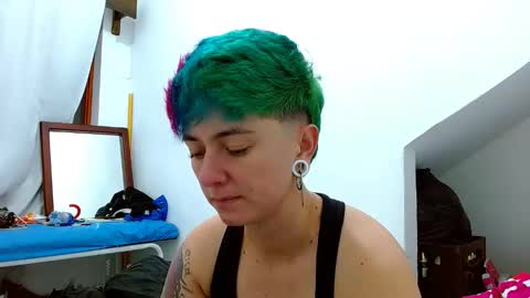 Blue online show from 11/23/25, 04:34