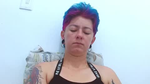 Blue online show from 04/05/26, 01:41