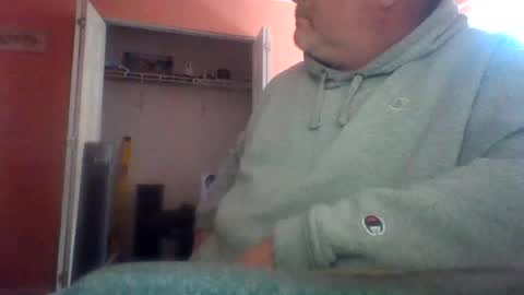Snapshot of tomcat4848 chatting on 07/12/26, 04:42 tomcat4848 online show from 07/12/26, 04:42