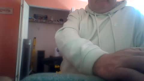 Snapshot of tomcat4848 chatting on 07/17/26, 03:50 tomcat4848 online show from 07/17/26, 03:50