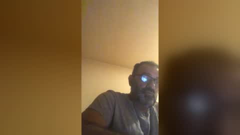 tomcop11111 online show from 07/25/26, 12:42
