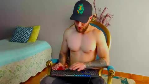 tomDavisXl online show from 09/15/25, 03:34