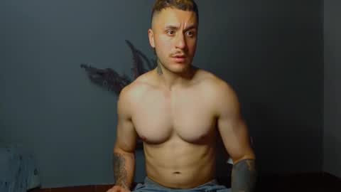 tomDavisXl online show from 10/11/25, 12:21