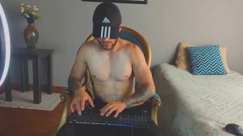 tomDavisXl online show from 02/23/26, 05:21