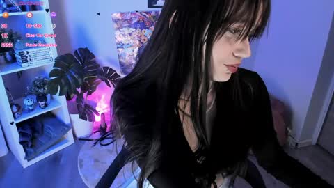 Tomie online show from 05/12/26, 02:03
