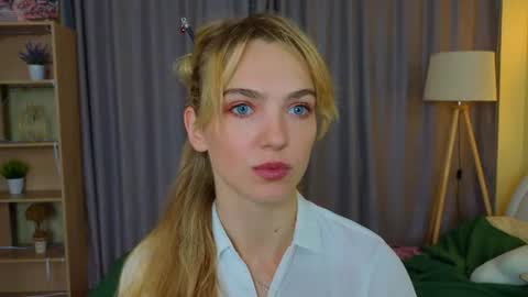 Lana online show from 07/03/26, 07:09