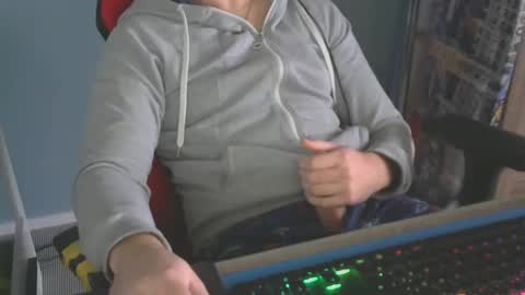 tomin3m online show from 12/30/24, 12:31