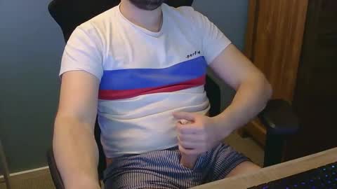 Snapshot of tomin3m chatting on 02/23/26, 05:21 tomin3m online show from 02/23/26, 05:21