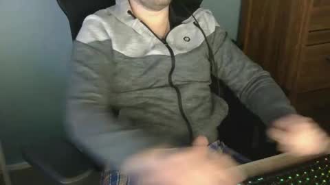 tomin3m online show from 03/25/26, 05:08