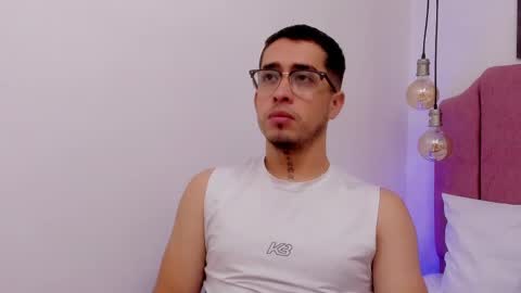 Tomas online show from 05/17/26, 12:23