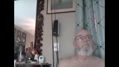 Tommie online show from 11/23/25, 12:27