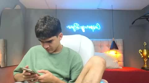 Tommy  online show from 02/25/25, 05:41