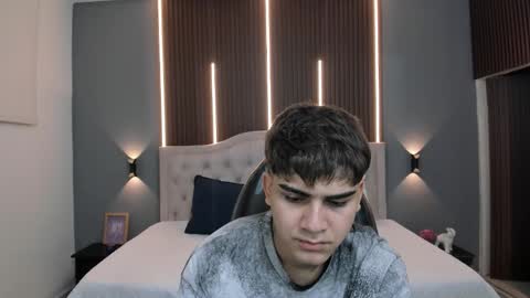 Tommy  online show from 12/19/25, 03:35