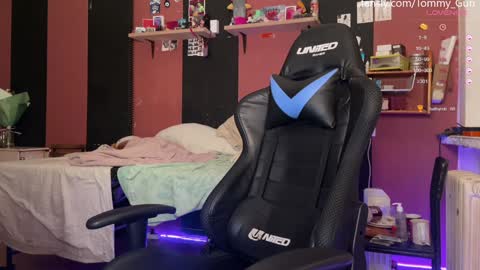 Tommy and Katana online show from 12/13/24, 02:38