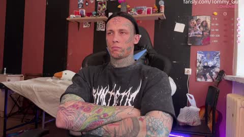 Tommy and Katana online show from 12/16/24, 11:44