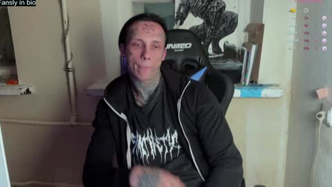 Tommy and Katana online show from 01/12/25, 04:50