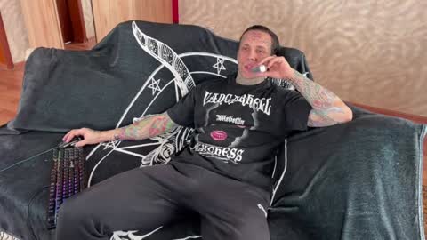 Tommy and Katana online show from 01/28/25, 09:30