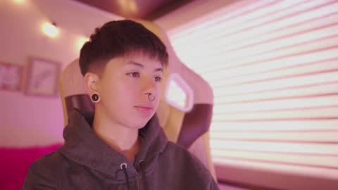 Blue  online show from 02/25/26, 01:32