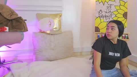 Snapshot of tommy_buttercup chatting on 12/14/25, 01:27 Tommy y butter online show from 12/14/25, 01:27