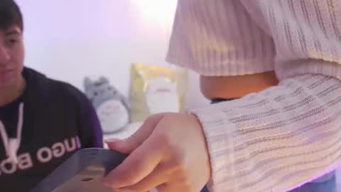 Snapshot of tommy_buttercup chatting on 12/18/25, 01:50 Tommy y butter online show from 12/18/25, 01:50