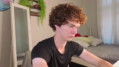 Tommy online show from 09/09/25, 03:44