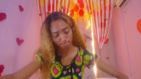 Snapshot of tommy_sweet1 chatting on 02/11/25, 12:58 tommy_sweet1 online show from 02/11/25, 12:58