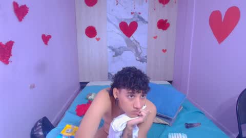 Snapshot of tommy_sweet1 chatting on 02/19/25, 10:12 tommy_sweet1 online show from 02/19/25, 10:12