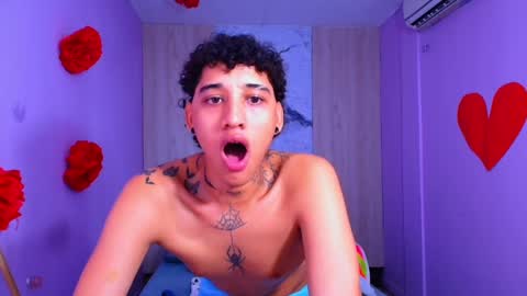 Snapshot of tommy_sweet1 chatting on 03/01/25, 12:01 tommy_sweet1 online show from 03/01/25, 12:01