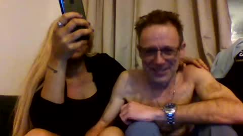 tommyandtomara online show from 04/15/26, 07:58