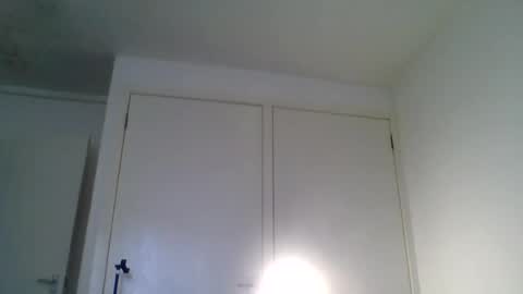 Snapshot of tommyandtomara chatting on 06/21/26, 11:02 tommyandtomara online show from 06/21/26, 11:02