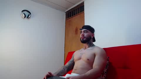 Steven online show from 02/05/25, 07:07