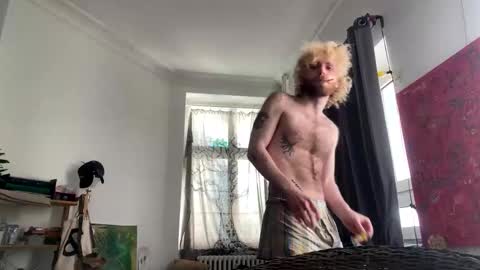 Snapshot of tommyg6420 chatting on 09/08/25, 02:49 First Show ever 3 online show from 09/08/25, 02:49