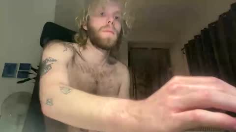 Snapshot of tommyg6420 chatting on 10/04/25, 06:50 First Show ever 3 online show from 10/04/25, 06:50