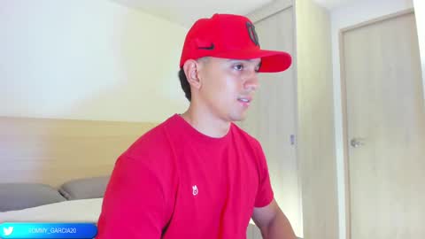 Instagram t garcia69 online show from 10/06/25, 07:44