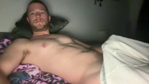 Snapshot of tommygunzsolo chatting on 06/28/26, 05:08 tommygunzsolo online show from 06/28/26, 05:08