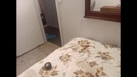 Snapshot of tommykiwistyle chatting on 02/06/26, 11:02 tommykiwistyle online show from 02/06/26, 11:02