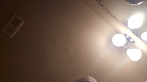 Snapshot of tommypressure chatting on 10/01/25, 11:49 tommypressure online show from 10/01/25, 11:49