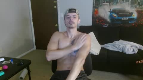 Snapshot of tommystrokes_ chatting on 09/11/25, 01:06 Tommy Strokes online show from 09/11/25, 01:06