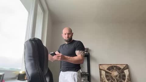 Thomas Fit online show from 05/15/26, 10:11