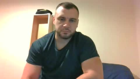 tommyy19901 online show from 09/16/25, 08:54