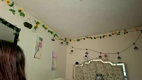 leyla  online show from 02/03/26, 10:15