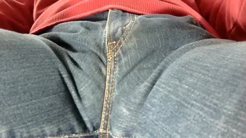 Snapshot of tomscibbly chatting on 03/10/25, 10:45 tomscibbly online show from 03/10/25, 10:45