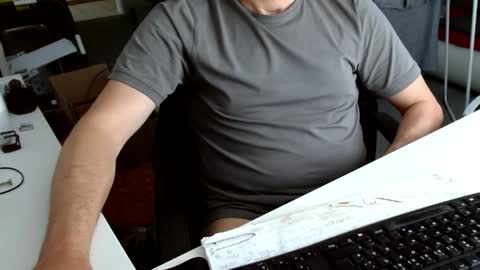 Tom online show from 04/28/26, 09:47
