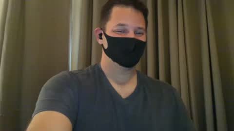 Snapshot of tomuchgirth chatting on 12/19/24, 05:08 TooMuchGirth online show from 12/19/24, 05:08