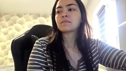 Yara online show from 06/26/26, 12:31