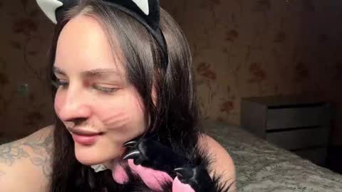 Snapshot of tondamikhail chatting on 02/28/26, 03:13 Bella online show from 02/28/26, 03:13