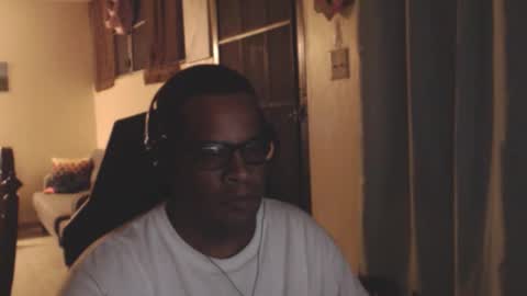 Snapshot of toni2814 chatting on 02/03/26, 01:37 Antonio online show from 02/03/26, 01:37