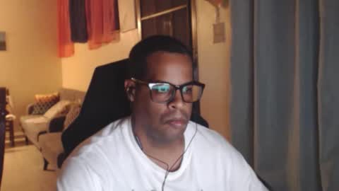 Snapshot of toni2814 chatting on 02/07/26, 02:26 Antonio online show from 02/07/26, 02:26