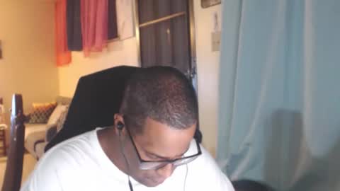 Snapshot of toni2814 chatting on 02/25/26, 02:21 Antonio online show from 02/25/26, 02:21